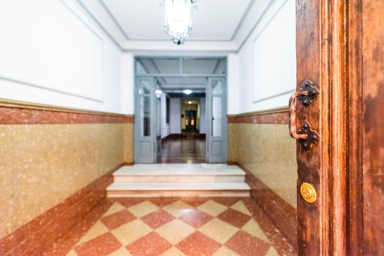Wekey Homes San Miguel Con Patio, Centro Ciudad Гранада Екстериор снимка